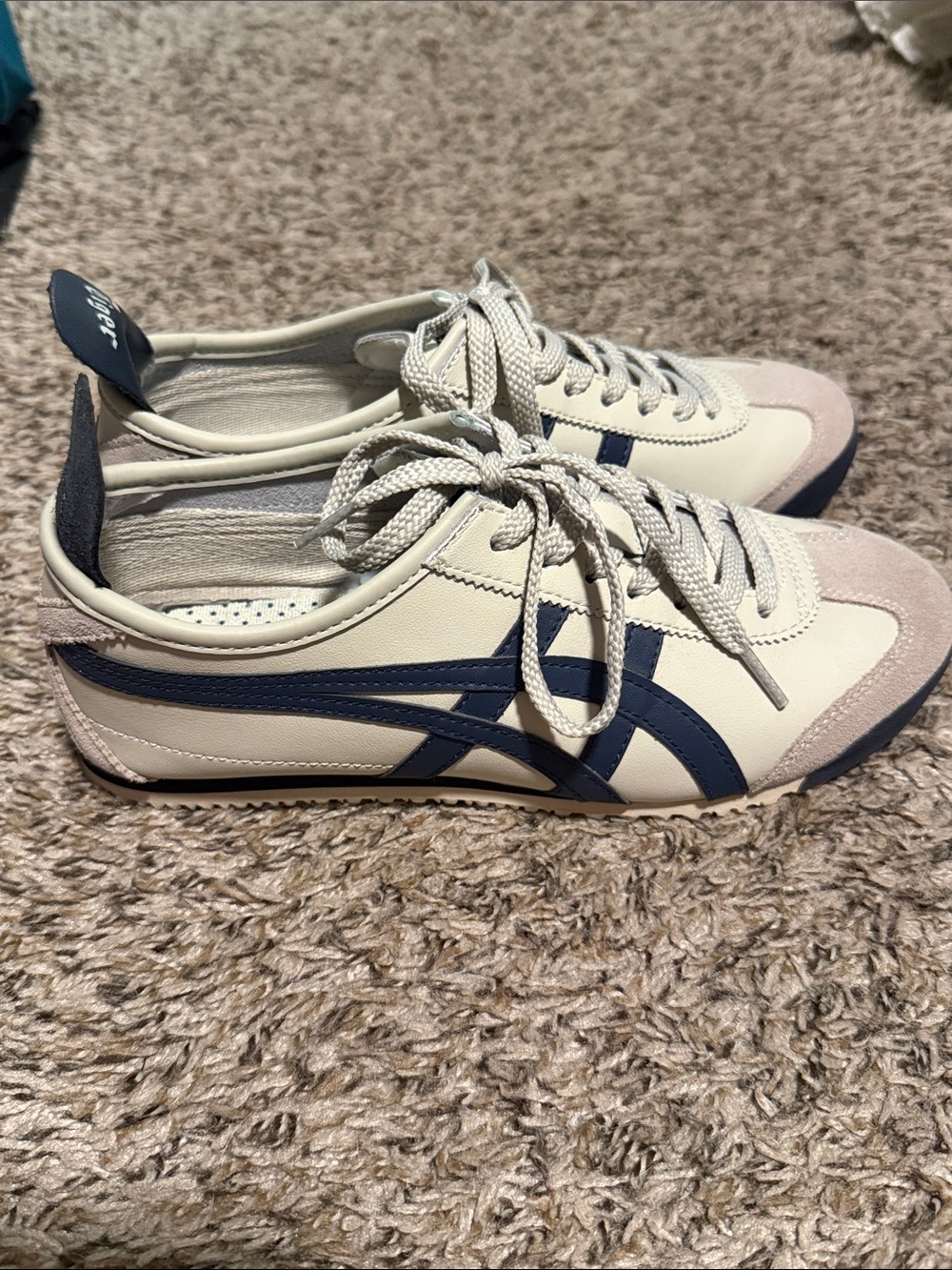 Onitsuka Tiger by Asics Mexico 66 Women's Low-Top Sneakers in Birch Peacoat